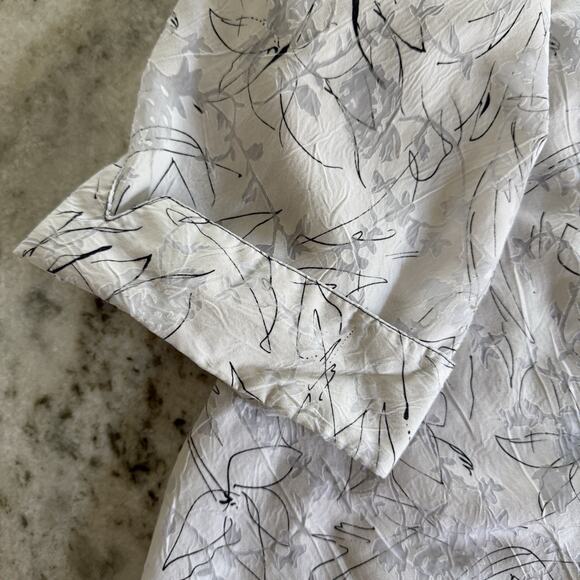 Maggie Barnes Textured Button Shirt Plus 20W Roll Tab Resortwear Tropical Vaca - Picture 2 of 7